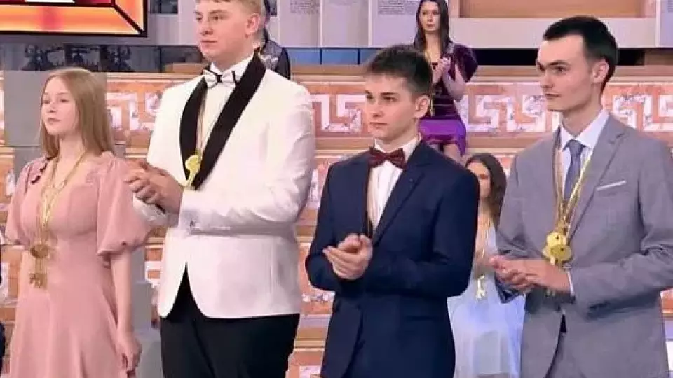 Школьник из Екатеринбурга выиграл телевикторину «Умницы и умники»
