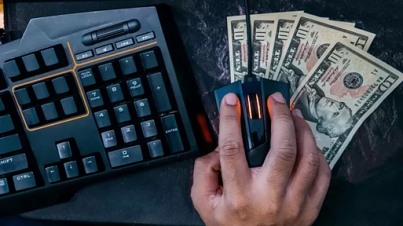 Из-за мобильной игры уральские дети начали грабить родителей