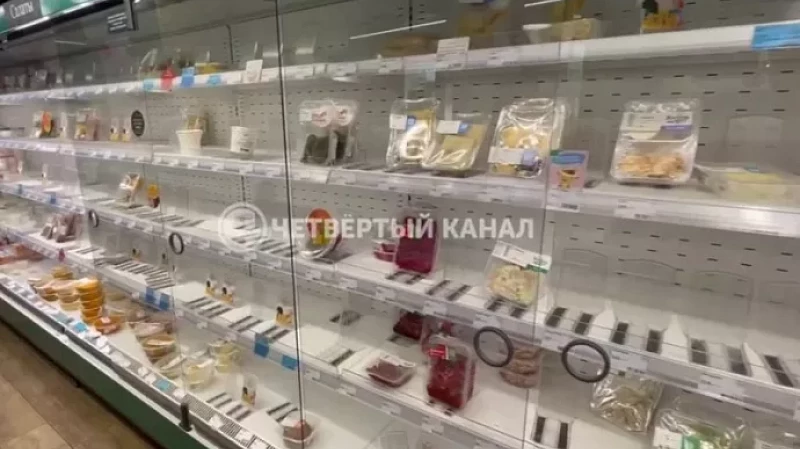 В Екатеринбурге 18 человек подхватили острую кишечную инфекцию