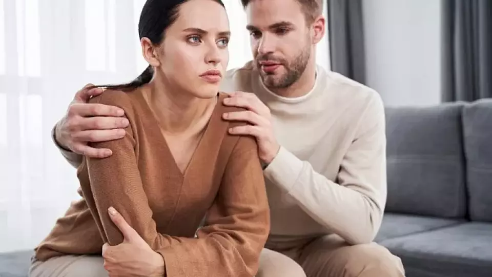 Игра в молчанку: вред для психики по версии психолога