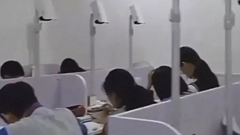 Искусственный интеллект проследит за свердловскими выпускниками на ЕГЭ