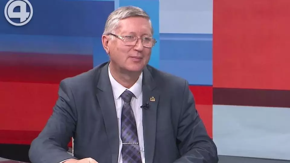 В мэрии Екатеринбурга рассказали о решении вопроса поломок светофоров в ливни