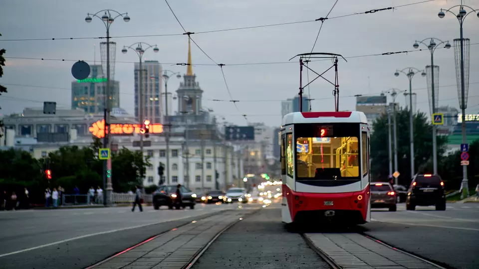 Зарплаты водителей общественного транспорта в Екатеринбурге вырастут до 80 тысяч рублей