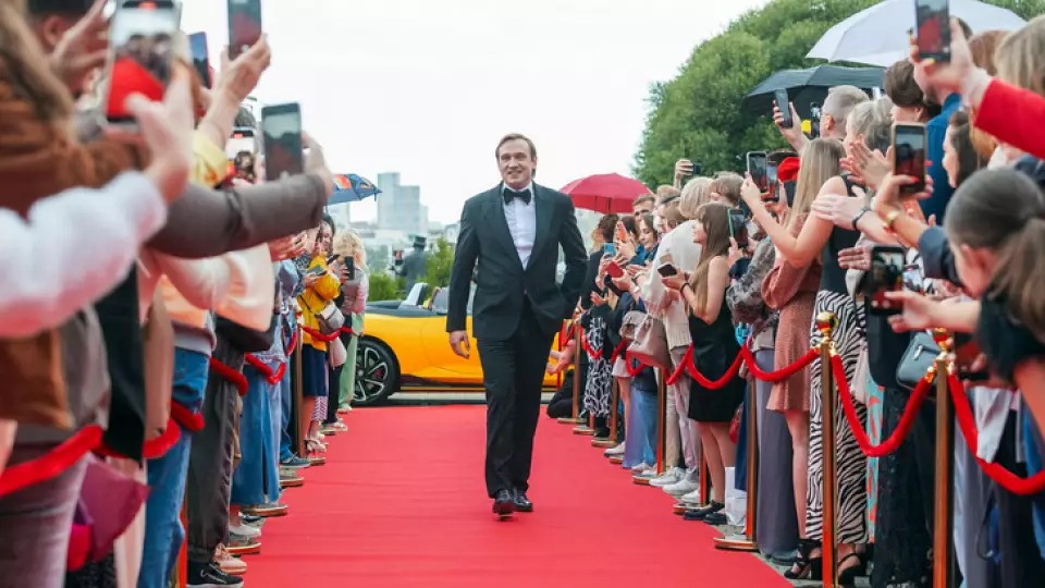 Актёр Михаил Тройник рассказал о фестивале «Одна Шестая» в Екатеринбурге