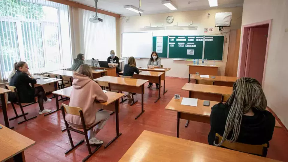 Депутат Госдумы Светлана Бессараб заявила о необходимости доработки заданий ЕГЭ