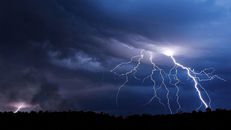 Циклон «Отилия» завис над Свердловской областью