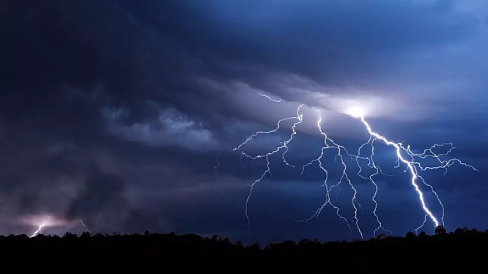 Циклон «Отилия» завис над Свердловской областью