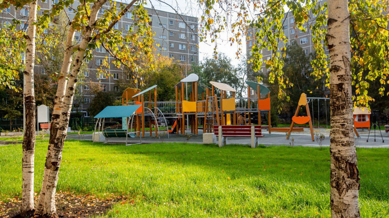 До конца сентября в Екатеринбурге завершится обновление дворовых территорий