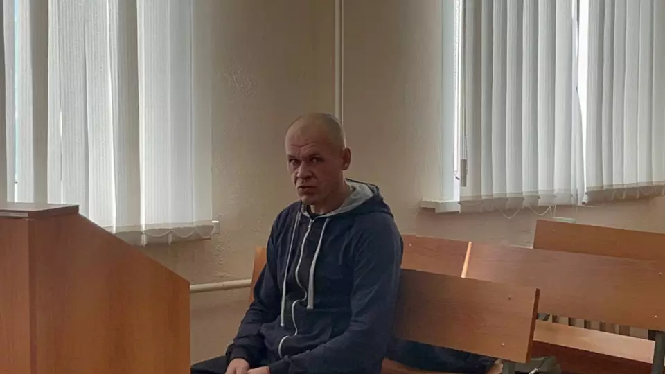 В Сухом Логу судят Артёма Черепанова, который натравил своего пса на соседскую собаку и людей