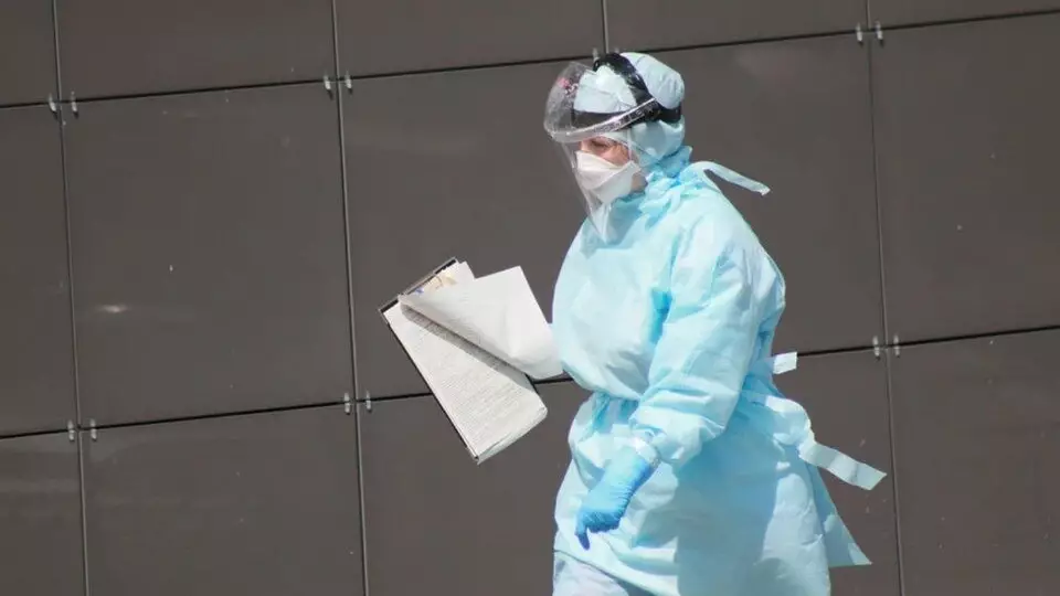 Новый штамм COVID-19 гуляет по российским регионам