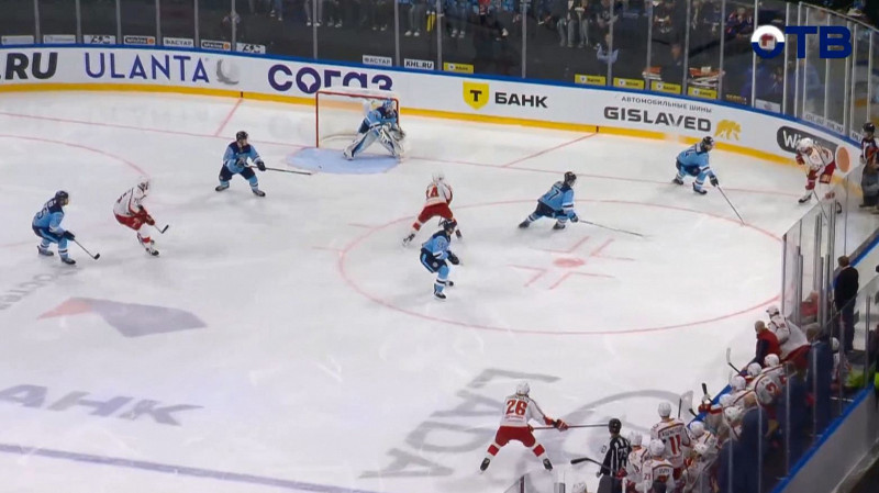 Команда «Автомобилист» продолжила своё победное шествие по просторам КХЛ