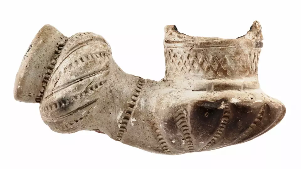 Уникальные курительные трубки XVIII века обнаружили в России археологи