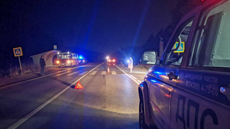 Водитель легковушки сбил насмерть 23-летнюю девушку на пешеходном переходе