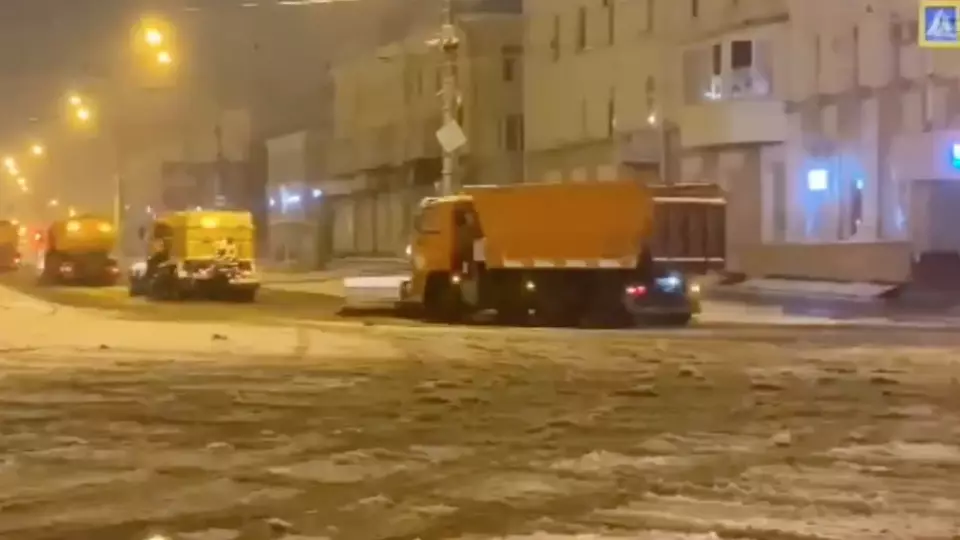 Нижний Тагил борется с последствиями снегопада