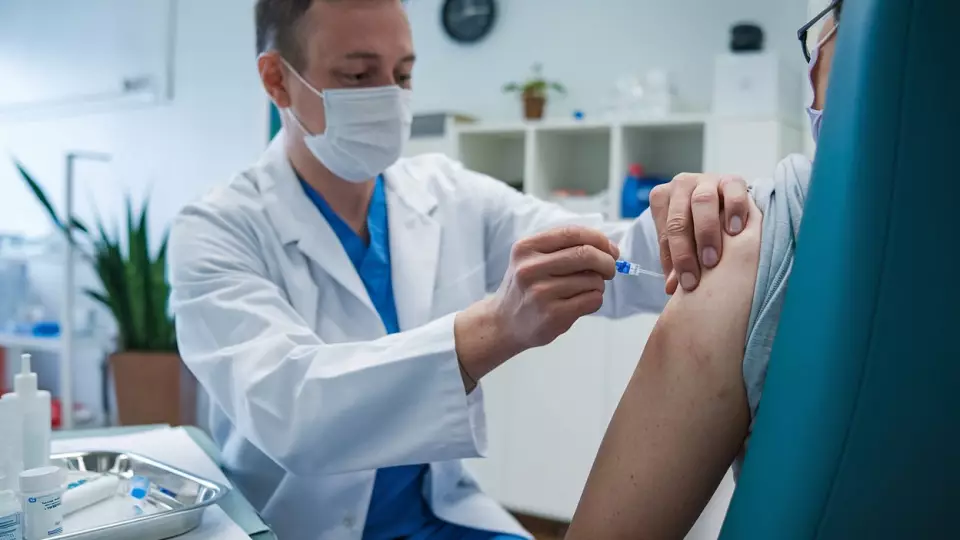 В Екатеринбурге запустят приложение для контроля прививок