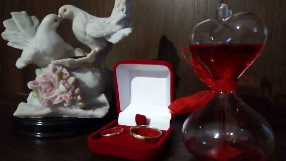 В Екатеринбурге воссоздали свадьбу 80-х