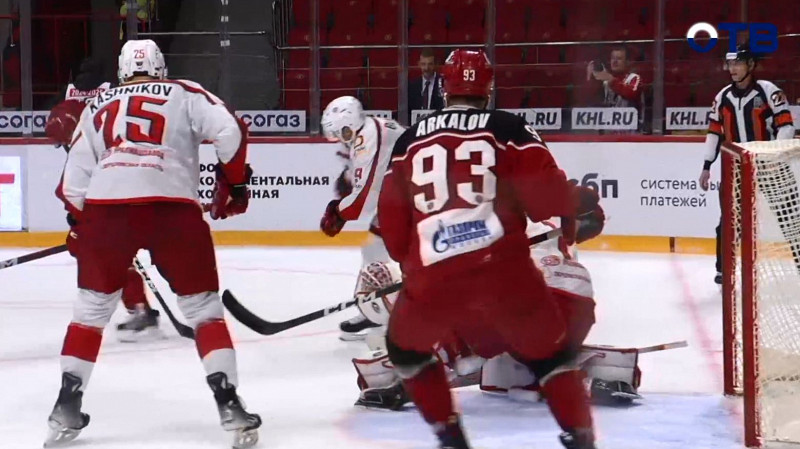 В рамках регулярного Чемпионата КХЛ «Автомобилист» играл в гостях у подмосковного «Витязя»