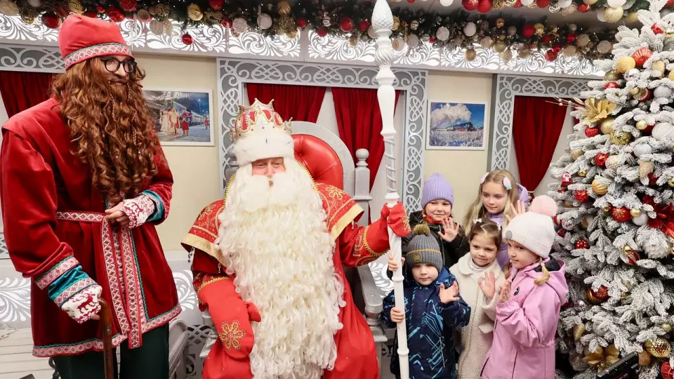 Дед Мороз приедет в Екатеринбург 31 декабря на своем волшебном поезде!