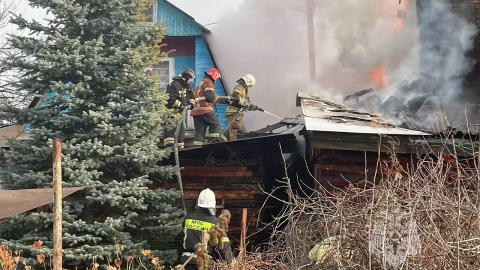 После пожара в садовом товариществе «Березовая Роща» обнаружили тело мужчины
