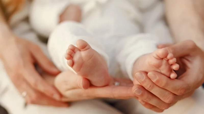 За неделю в Свердловской области родились 8 пар близнецов