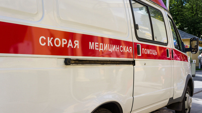 На стройке в Екатеринбурге пострадал рабочий