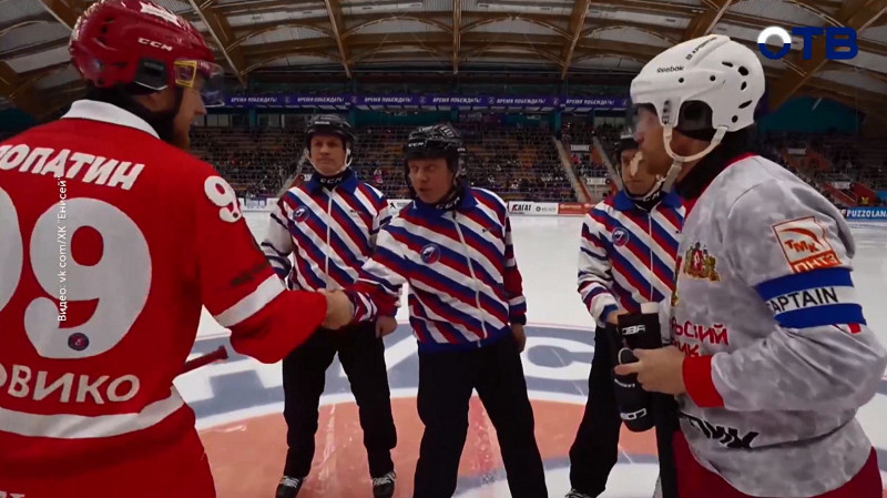Команда «СКА-Уральский Трубник» стартовала в Чемпионате России по хоккею с мячом