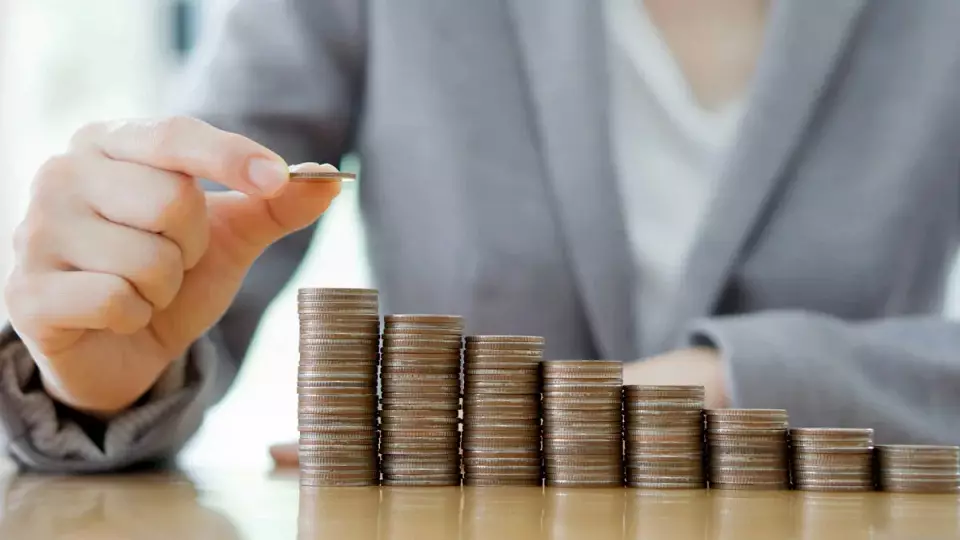 Зарплаты педагогов Свердловской области вырастут на 20%