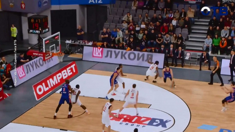 В очередном туре Единой Лиги ВТБ баскетбольная команда «Уралмаш» принимала в Екатеринбурге столичный ЦСКА