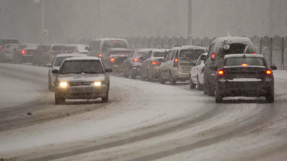 В России ужесточили наказание за грязные номера на авто