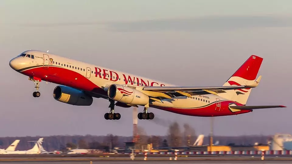 Уральцы снова могут летать в Горно-Алтайск из Екатеринбурга