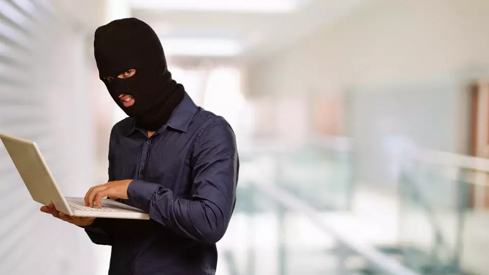 Роскачество рекомендует удалить старые номера телефонов из интернет-сервисов