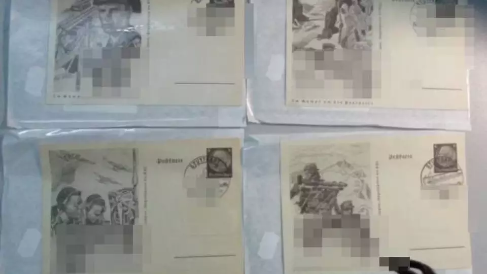 Таможня Екатеринбурга изъяла открытки с нацистской символикой