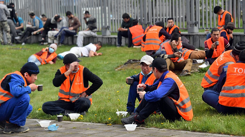 В России тестируют новые правила въезда для иностранцев