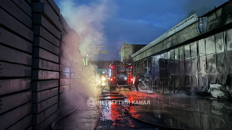 В Екатеринбурге воздух после пожара на полистироловом заводе остался чистым