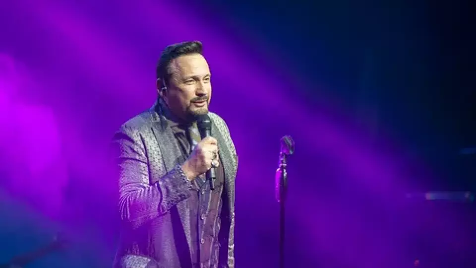 Роспотребнадзор подаёт иск за сорванный концерт Стаса Михайлова