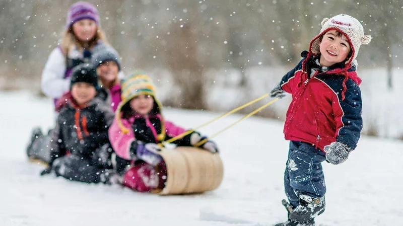 Граждан призывают быть осторожными во время зимних игр