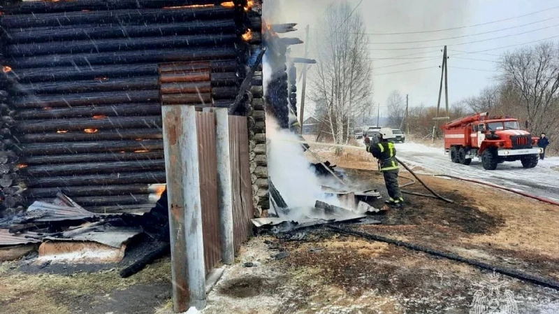 На Среднем Урале за сутки произошло 19 пожаров