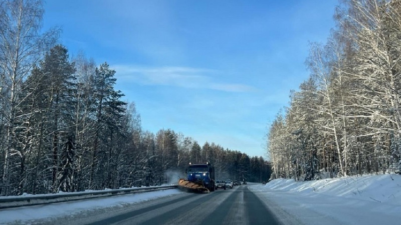 В следующем году в Свердловской области отремонтируют 300 км дорог
