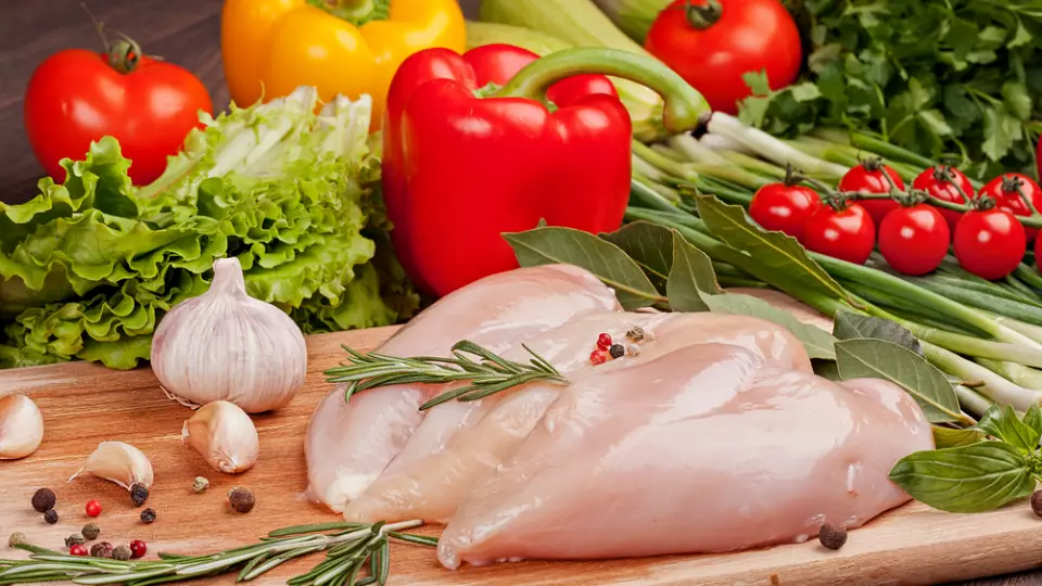 В Свердловской области резко выросли цены на овощи и курицу