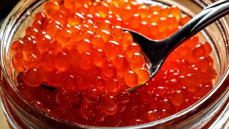 Снижение цен на красную икру ожидается к концу января