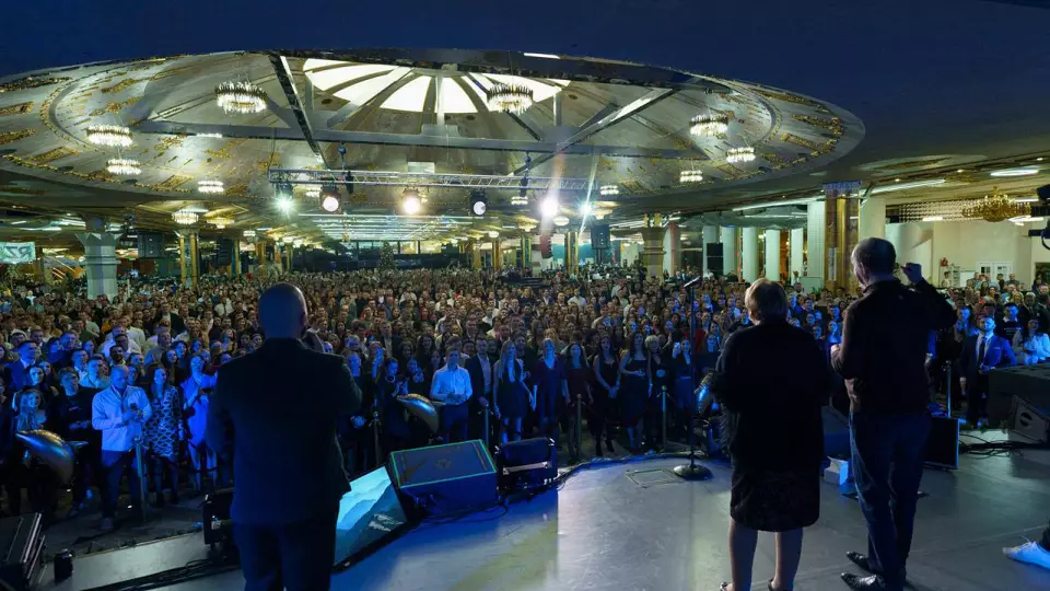 Основатель «Сима-ленда» Андрей Симановский получил награду «Спешите делать добро»