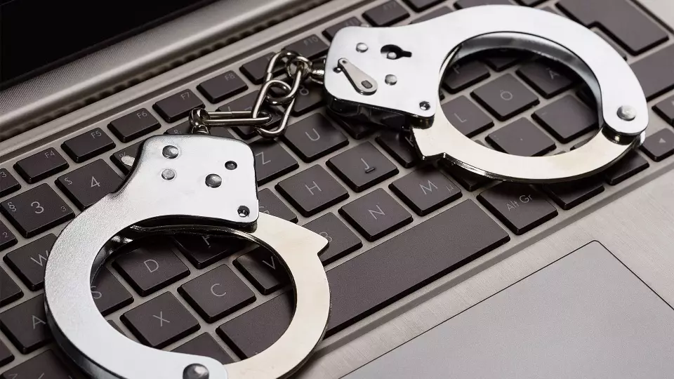 В России ужесточили наказание за преступления в интернете против детей