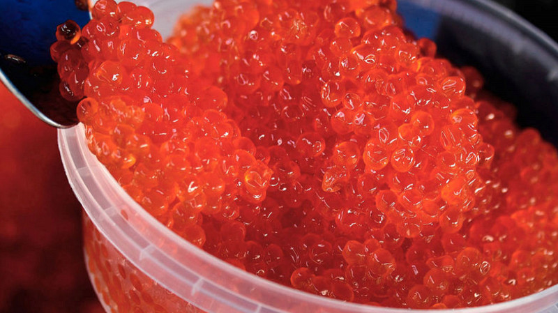 В Омске продают икру от «призрачного» производителя