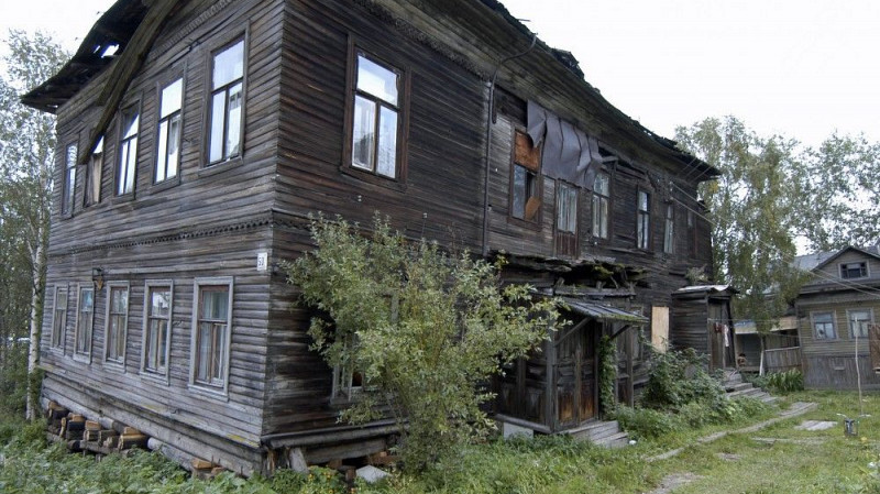 В Екатеринбурге снесут 155 аварийных домов