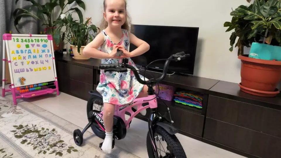 Свердловские чиновники исполняют мечты детей на «Ёлке желаний»