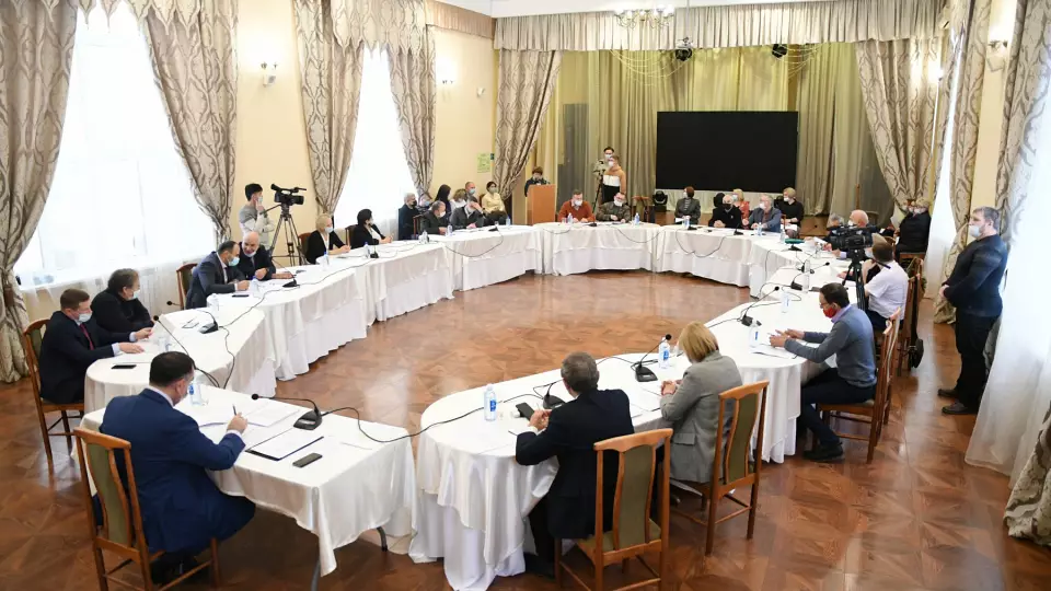 В Ревде депутаты подняли вопрос о роспуске городской думы