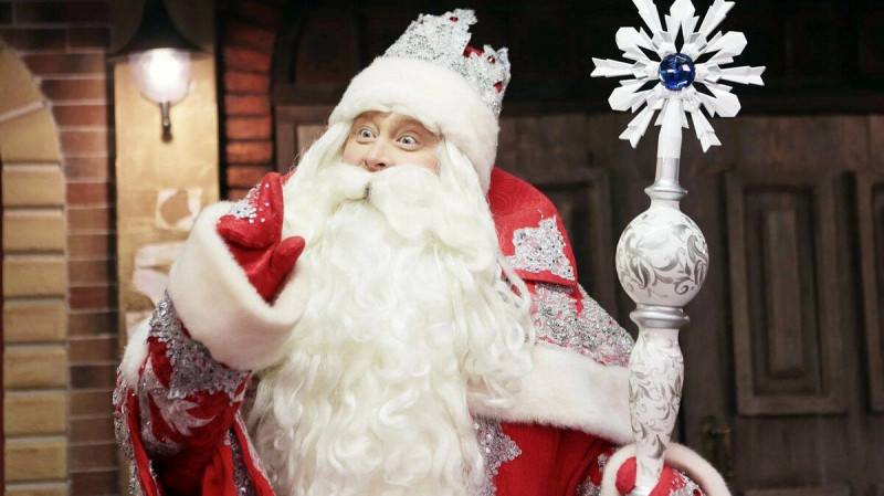 Сегодня отмечают день почитания Деда Мороза и Снегурочки