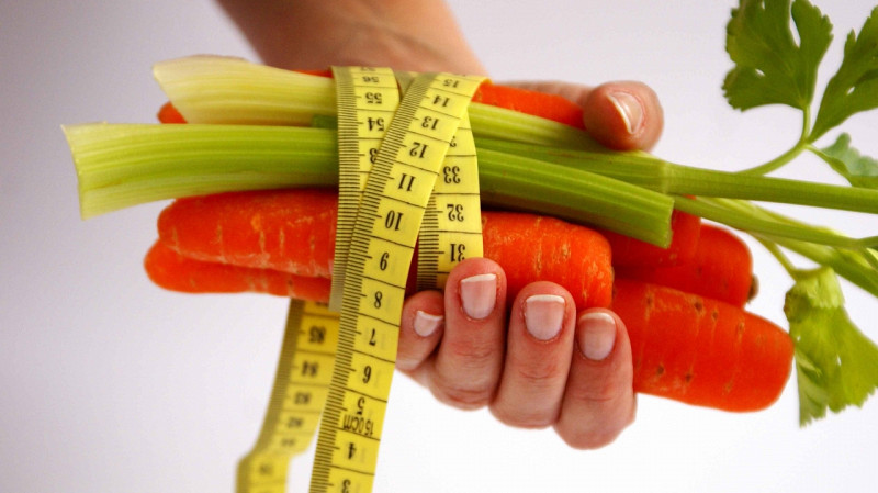 Эндокринолог опровергла мифы о диетах и интервальном голодании