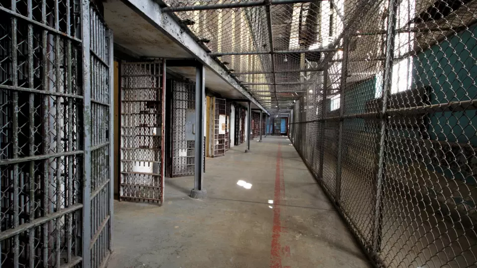 Криминолог УрГЮУ рассказал, как ИИ изменит тюрьмы будущего