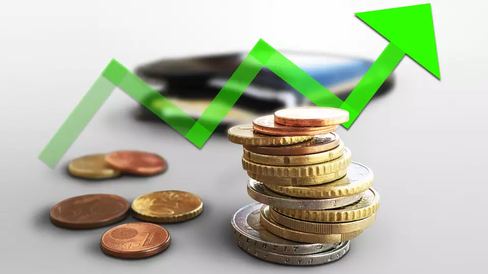 Инфляция в России с начала века составила 700%